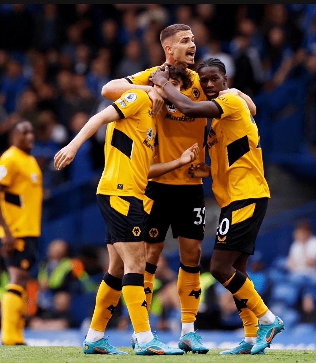 从心理学角 从心理学角