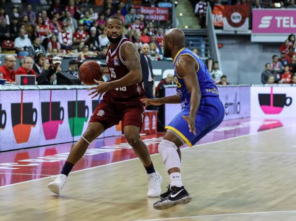 但由于当时 但由于当时