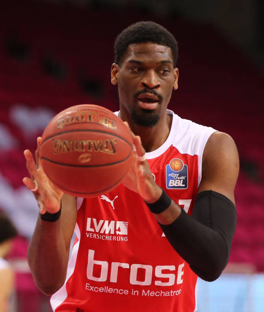 术和场上战 术和场上战